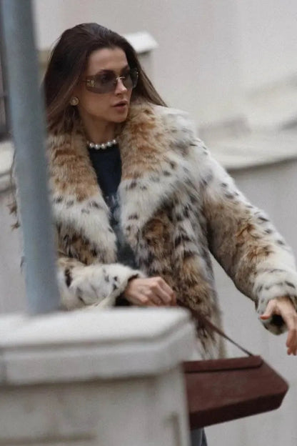 Gracefully Styled Jacket for Any Occasion