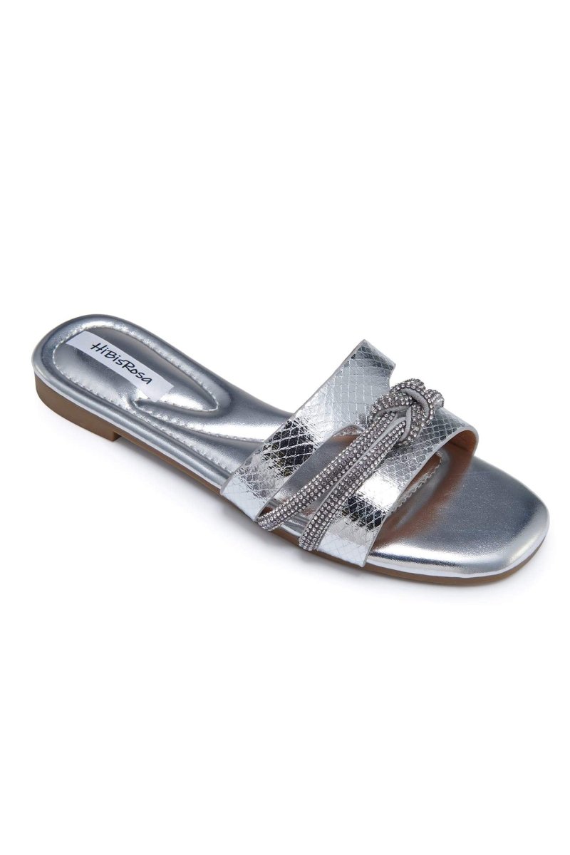 Polished Sandals with an Effortless Classic Look