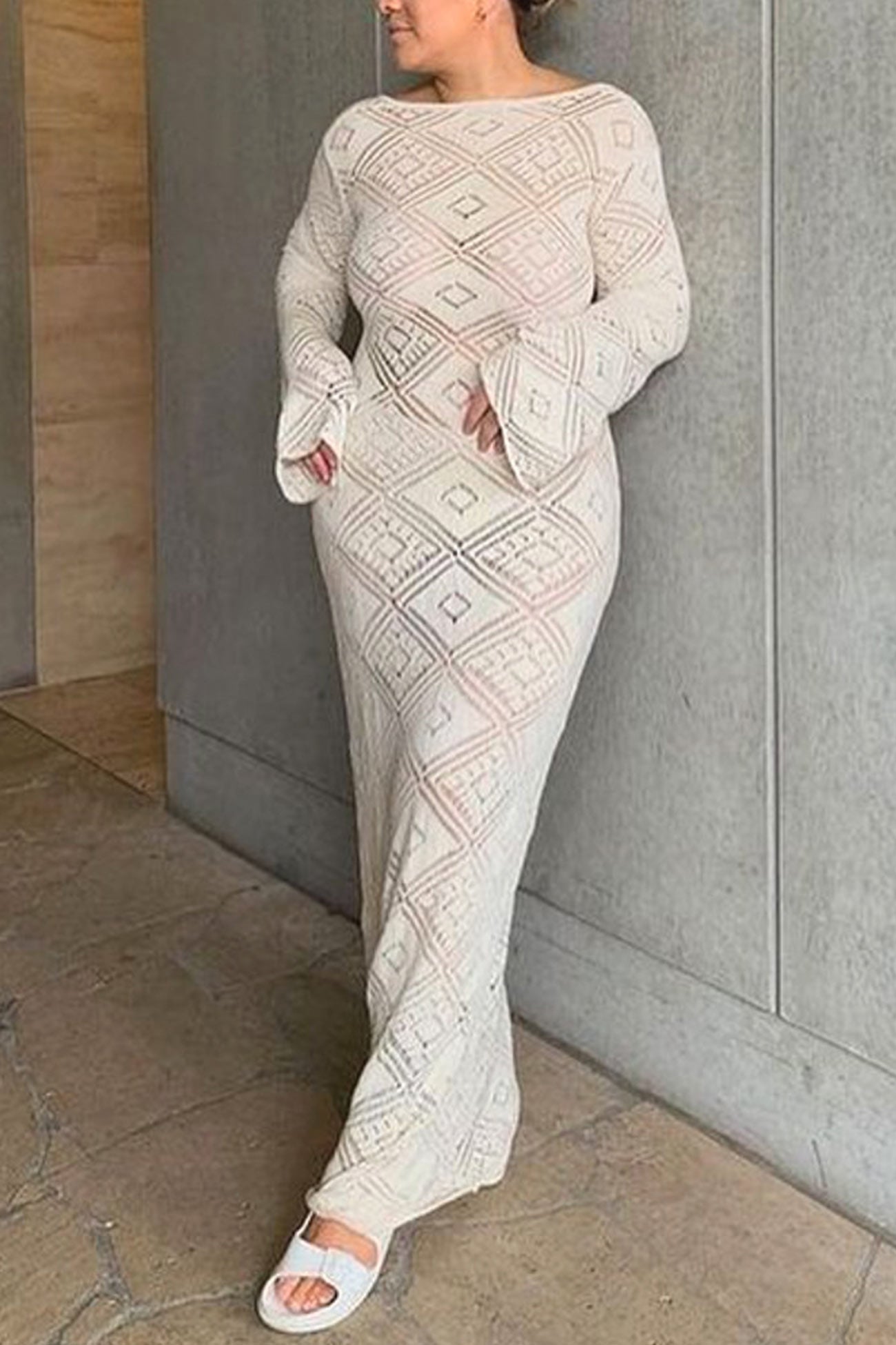 Gracefully Styled Dress for Any Occasion