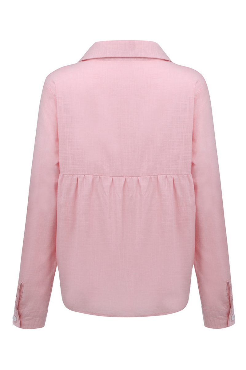Classic Vintage Blouse with a Flattering Fit