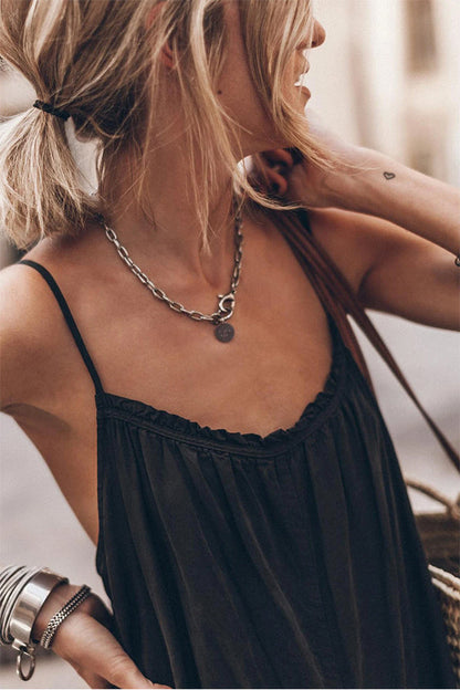 Gracefully Styled Garment for Any Occasion