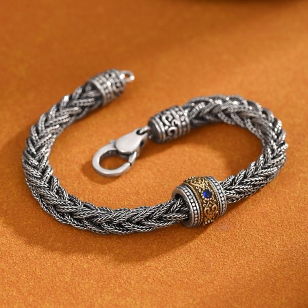 Polished Garment with an Effortless Classic Look