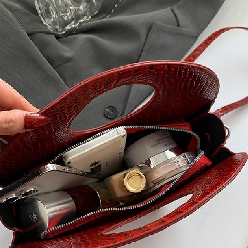 A Vintage Style Bag with Delicate Timeless Details