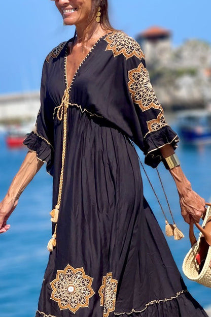Beautifully Crafted Dress in a Classic Style
