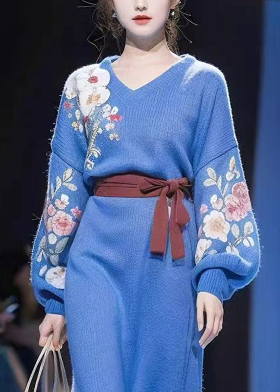 Well Tailored Sweater with a Graceful Silhouette
