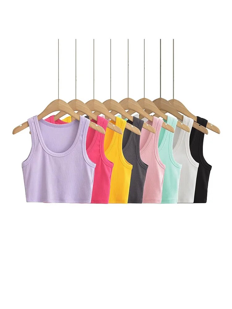 A Vintage Style Top with Delicate Timeless Details