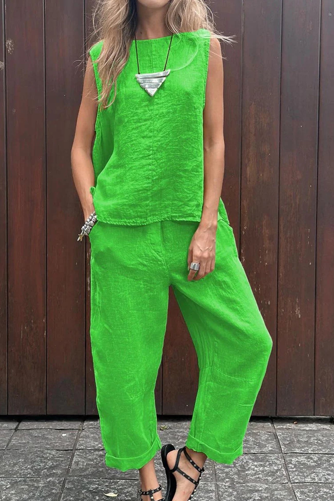 Beautifully Crafted Pants in a Classic Style