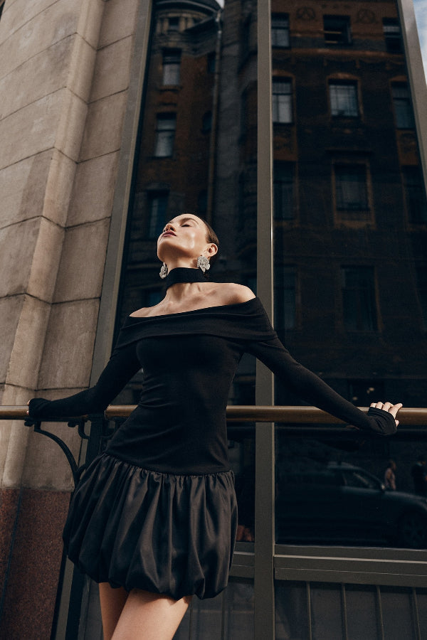 Beautifully Crafted Dress in a Classic Style