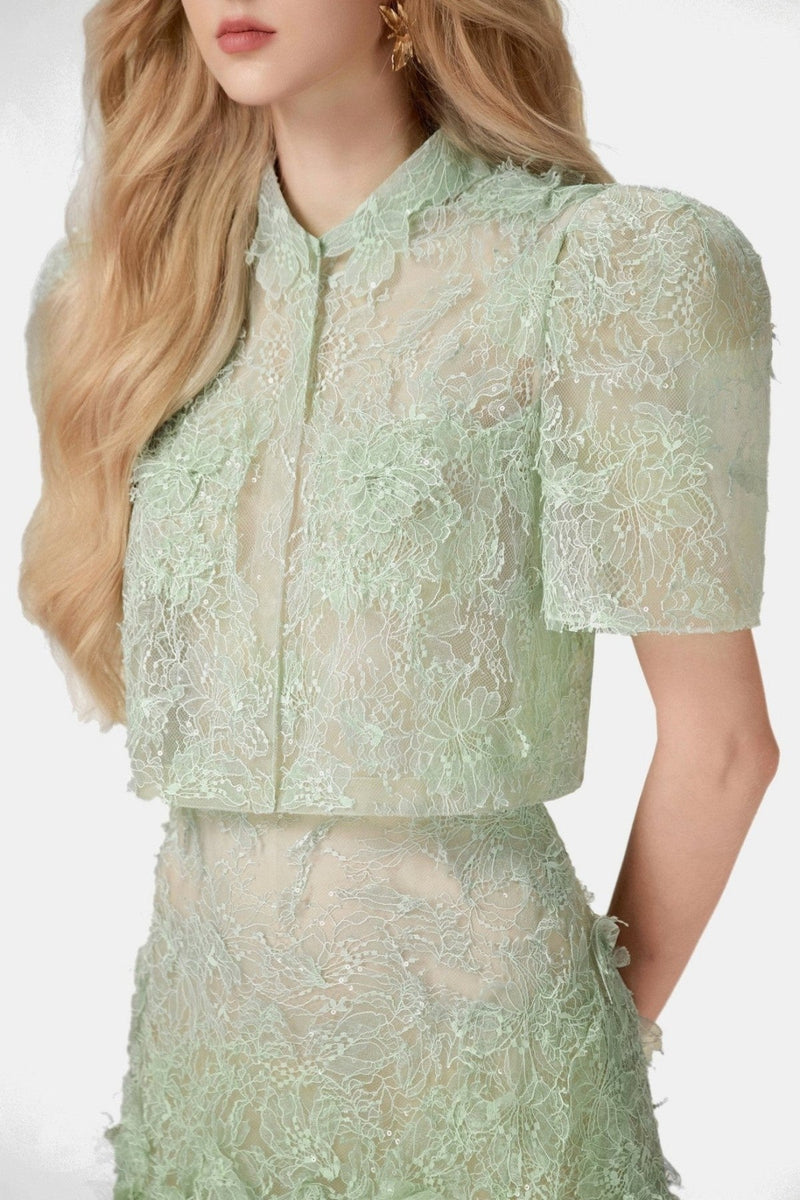 Beautifully Balanced Top with Timeless Character