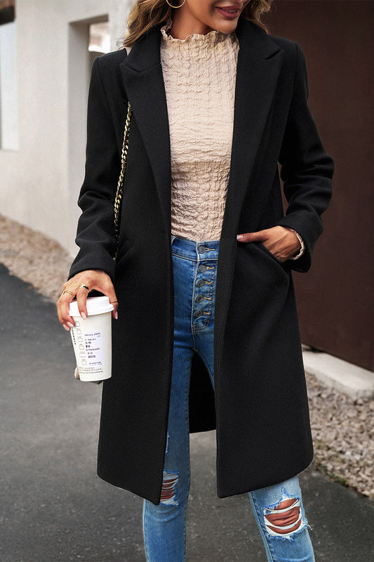Well Tailored Coat with a Graceful Silhouette