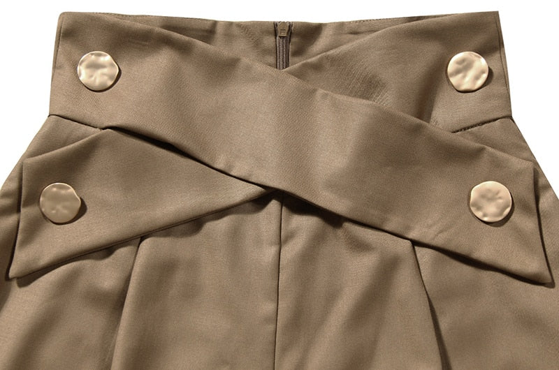 Sophisticated Pants with a Clean Classic Look
