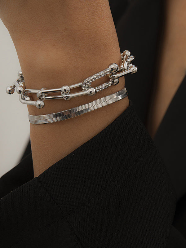 Sophisticated Garment with a Clean Classic Look