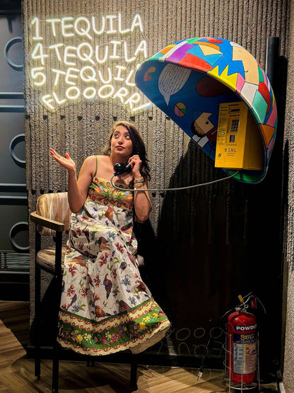 Classic Vintage Dress with a Flattering Fit