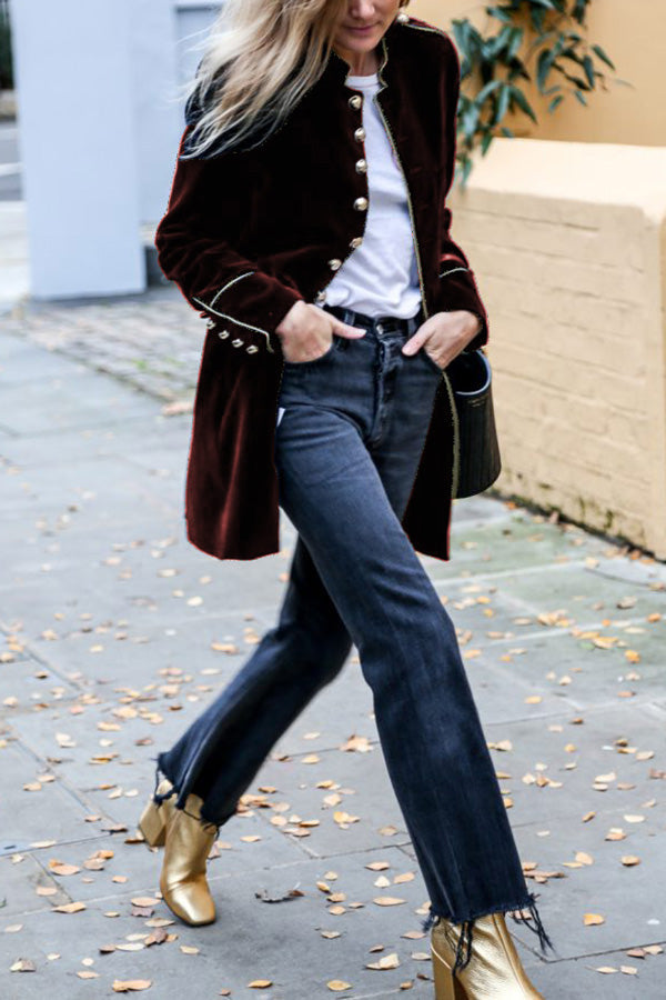 Elegantly Styled Coat for Everyday Wear