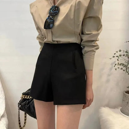 Polished Blouse with an Effortless Classic Look