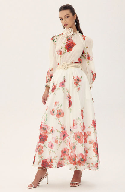 Well Tailored Garment with a Graceful Silhouette