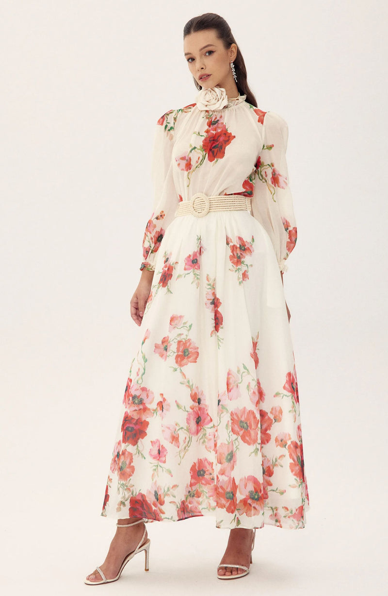 Well Tailored Garment with a Graceful Silhouette