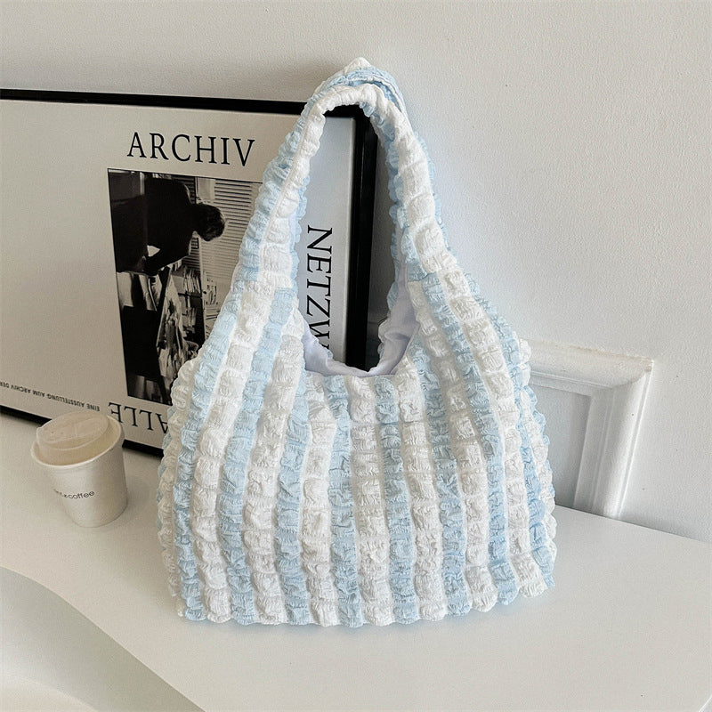 Sophisticated Bag with a Clean Classic Look