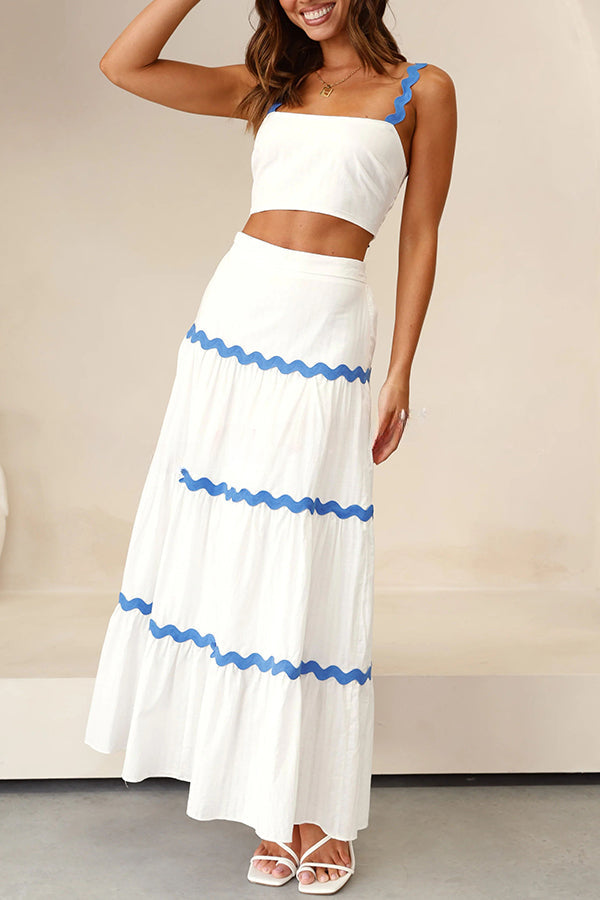 Effortlessly Elegant Garment with a Timeless Design