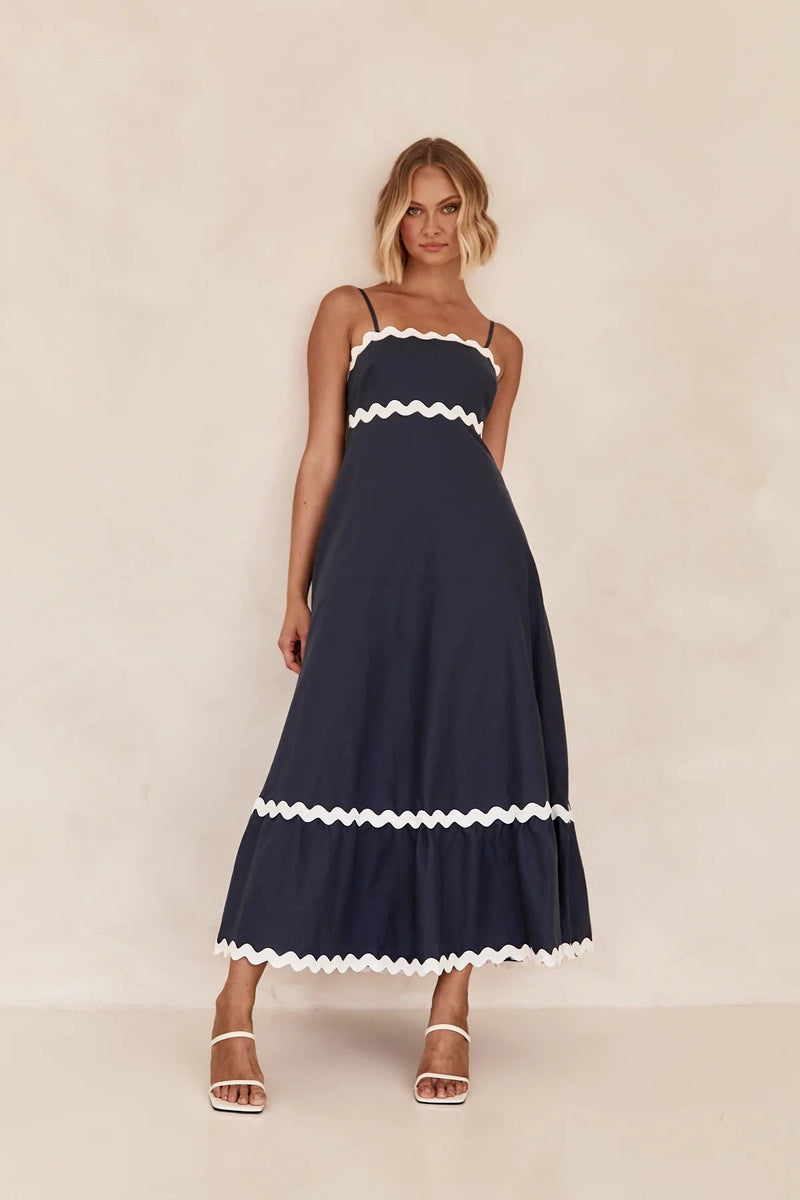 Classic Vintage & Enduringly Stylish Dress