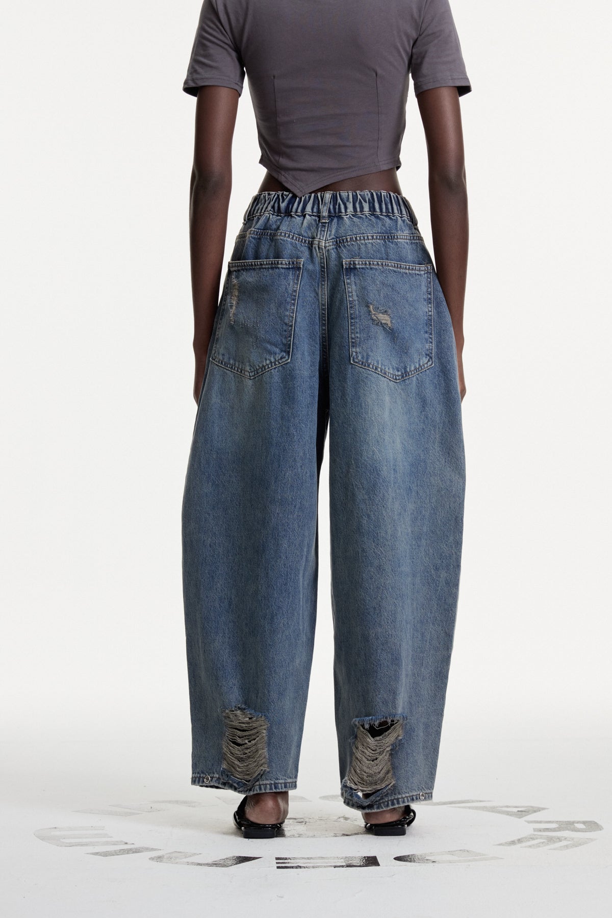 Well Tailored Garment with a Graceful Silhouette