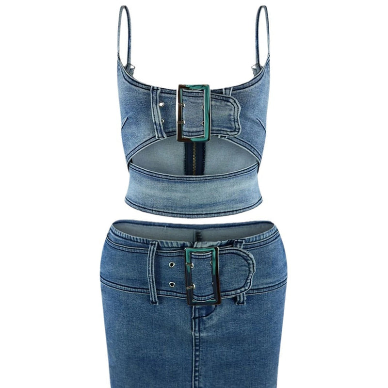 Classic Vintage Garment with a Flattering Fit