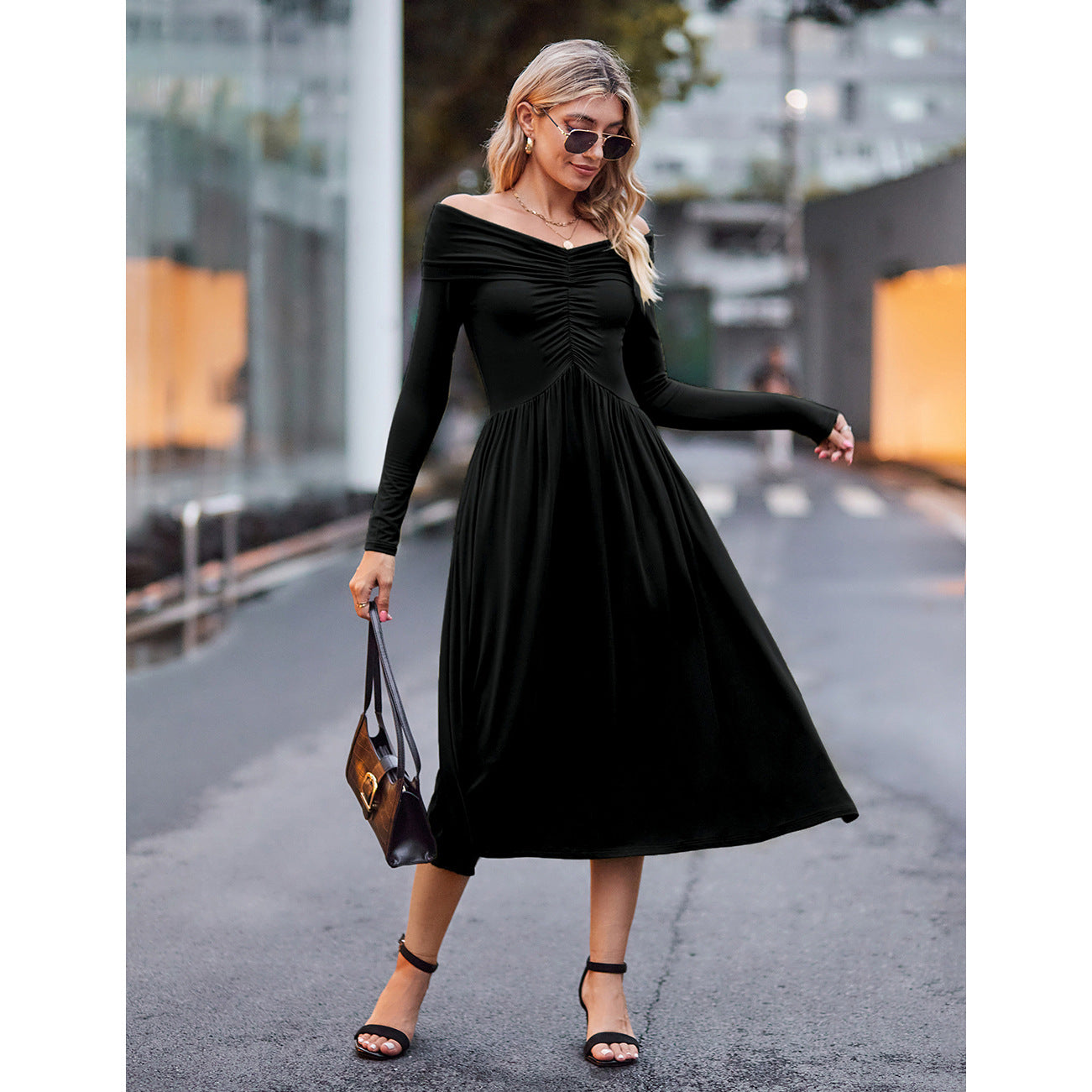 Polished Dress with an Effortless Classic Look