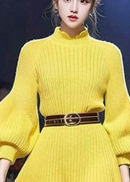Classic Vintage Sweater with a Flattering Fit