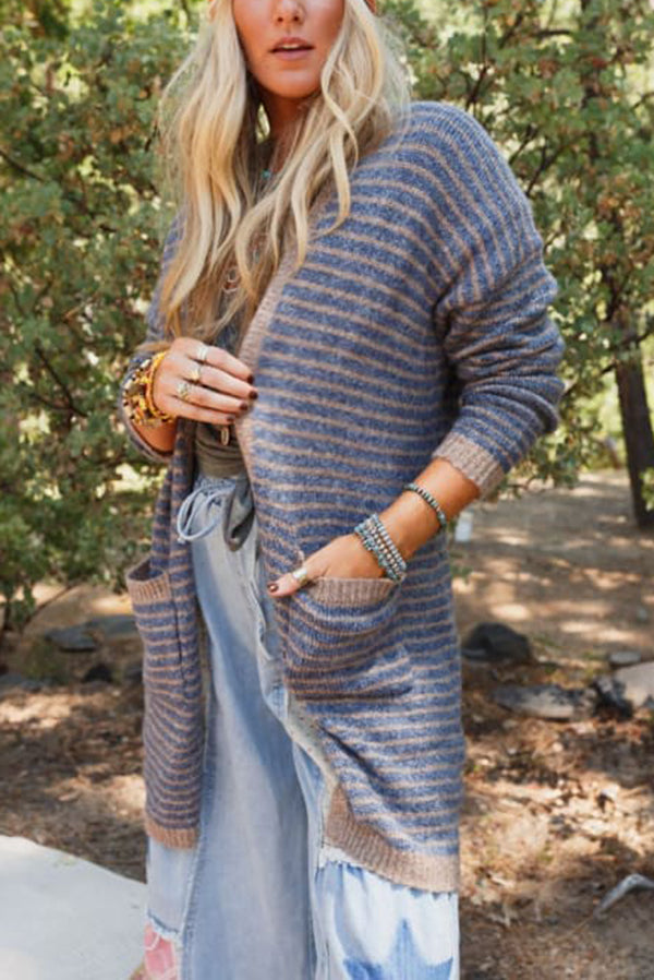 Effortlessly Elegant Cardigan with a Timeless Design
