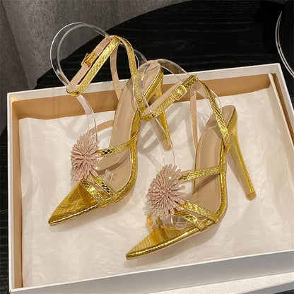 Beautifully Finished Heels in a Timeless Design