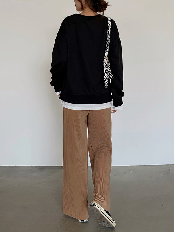 Effortlessly Elegant Pants with a Timeless Design