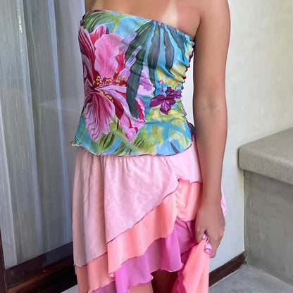 Effortlessly Elegant Top with a Timeless Design