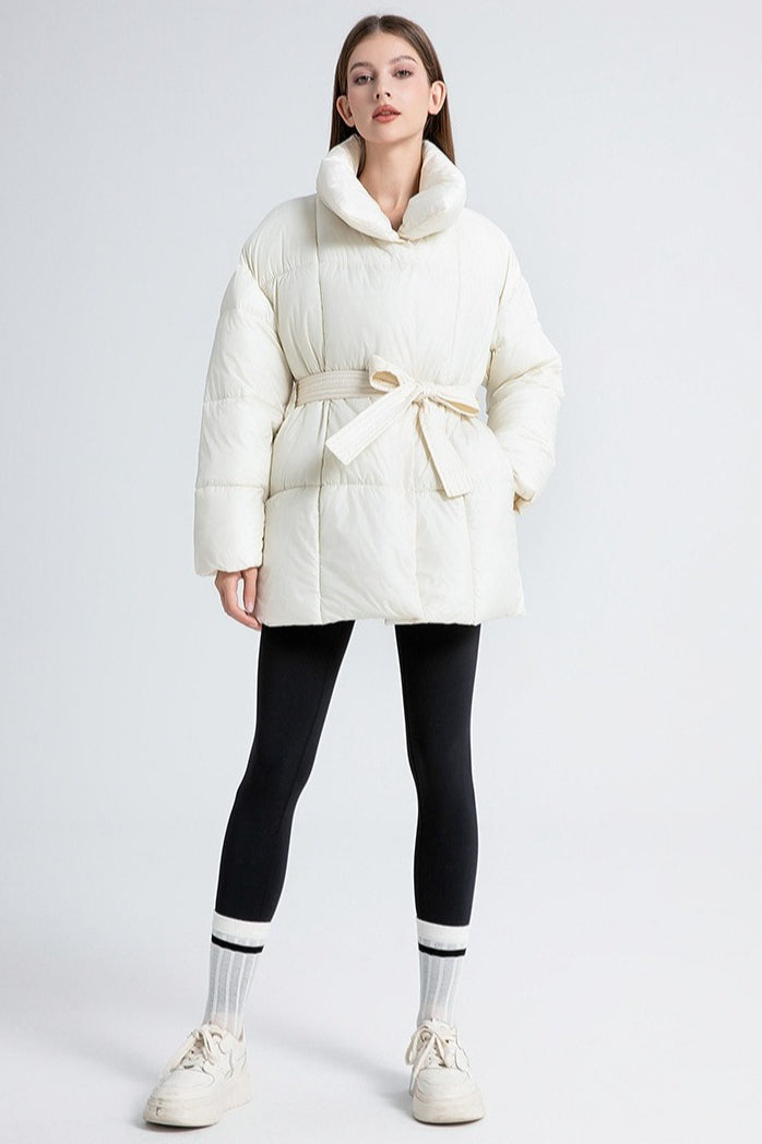 Effortlessly Elegant Jacket with a Timeless Design