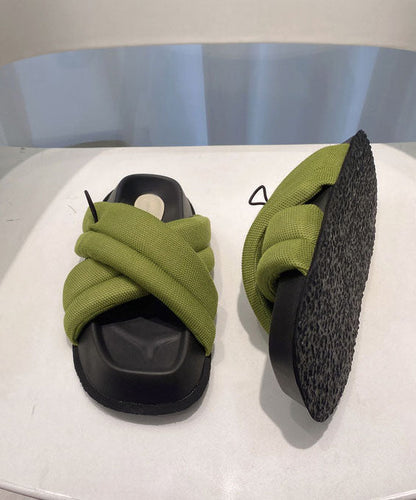 Polished Sandals with an Effortless Classic Look