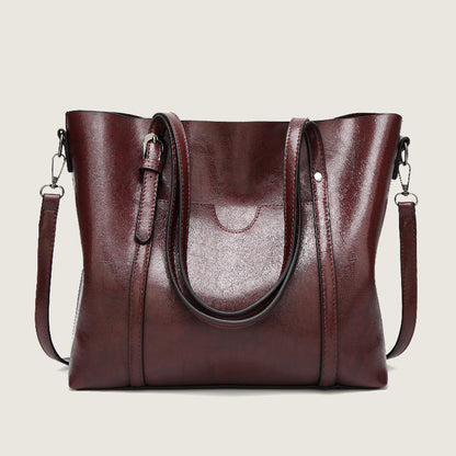Sophisticated Bag with a Clean Classic Look