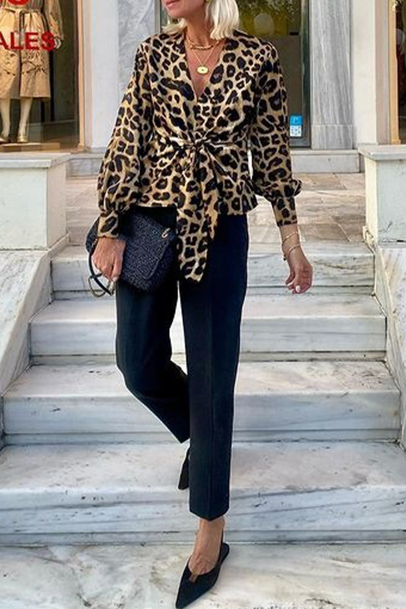 Beautifully Finished Blouse in a Timeless Design