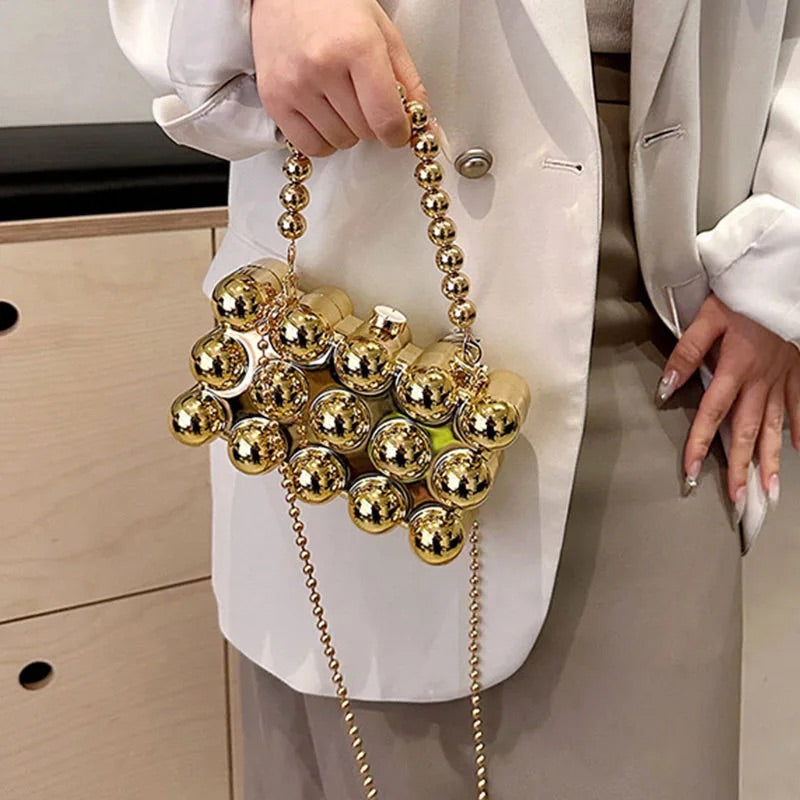 Beautifully Finished Bag in a Timeless Design