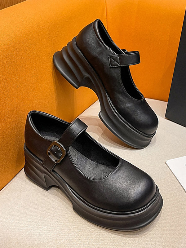 A Vintage Style Shoes with Delicate Timeless Details