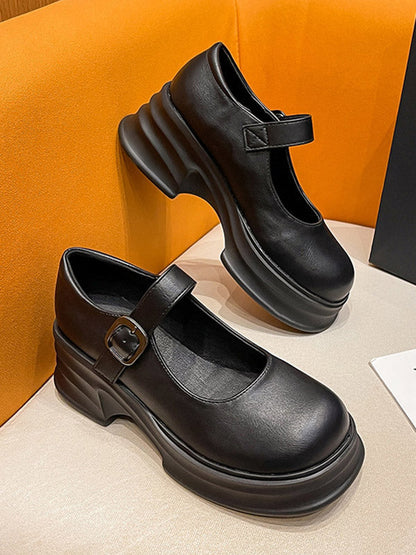 A Vintage Style Shoes with Delicate Timeless Details