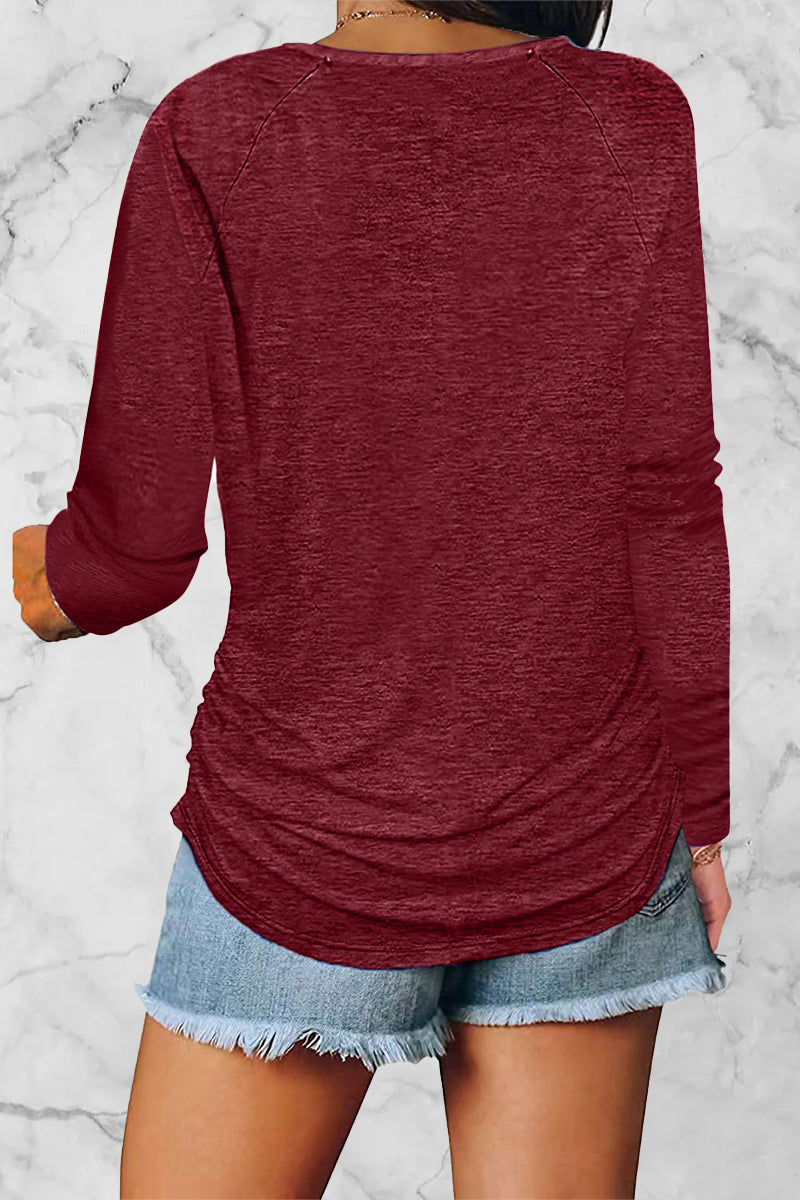 Effortlessly Elegant Top with a Timeless Design