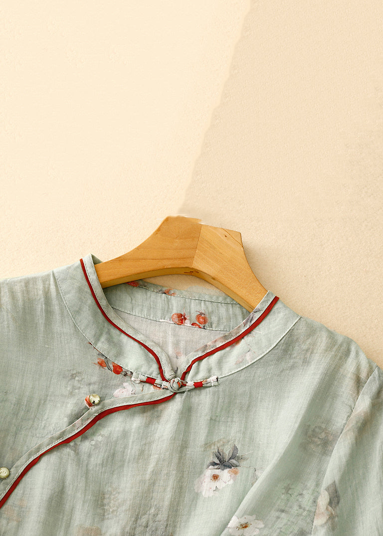 Beautifully Finished Blouse in a Timeless Design