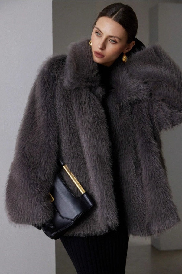 Beautifully Finished Coat in a Timeless Design