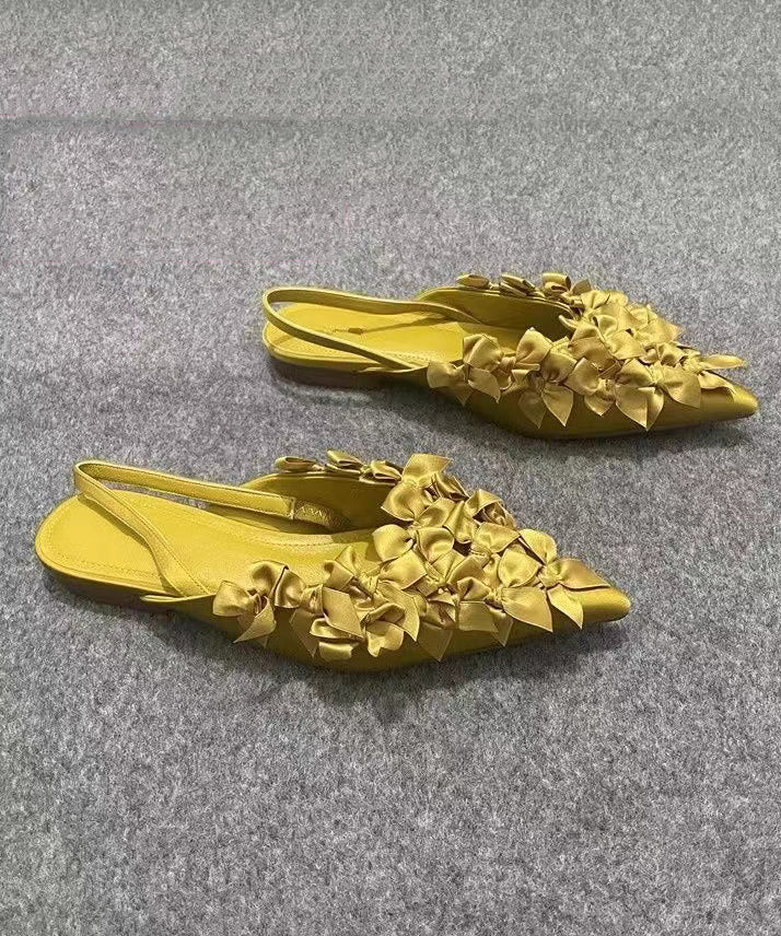 Well Tailored Sandals with a Graceful Silhouette