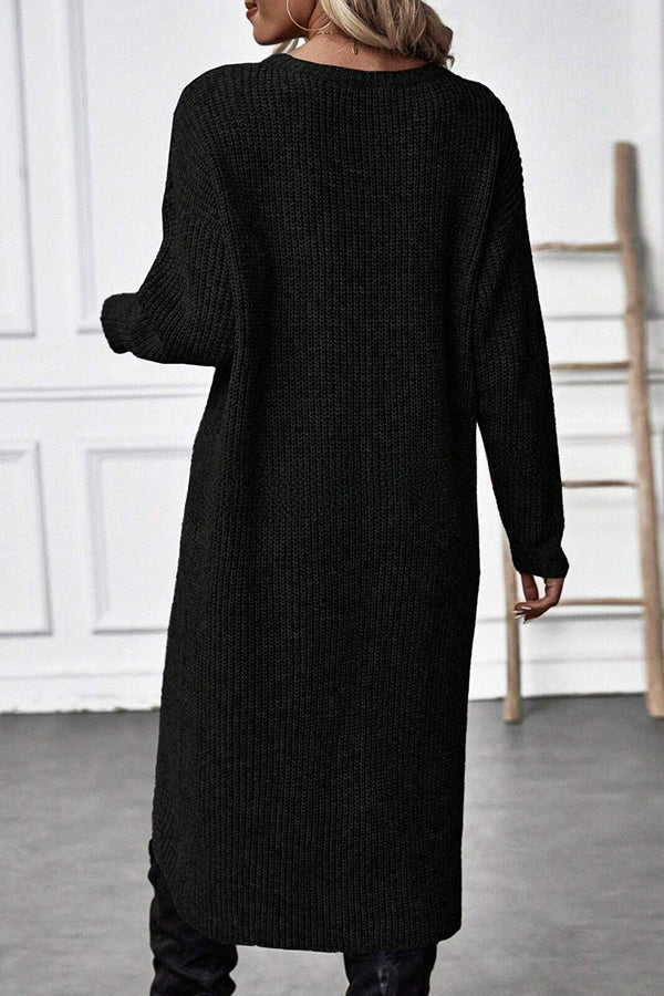Well Tailored Sweater with a Graceful Silhouette