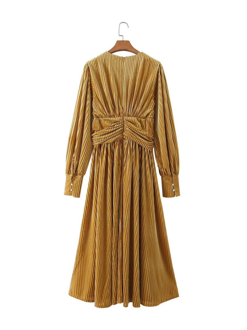 Elegantly Styled Dress for Everyday Wear