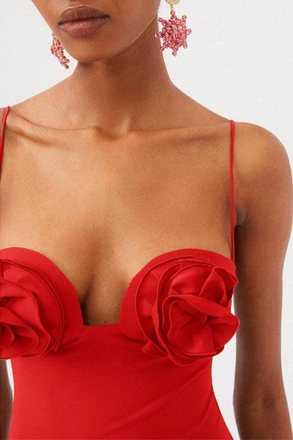Gracefully Styled Garment for Any Occasion