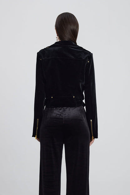 Beautifully Balanced Top with Timeless Character