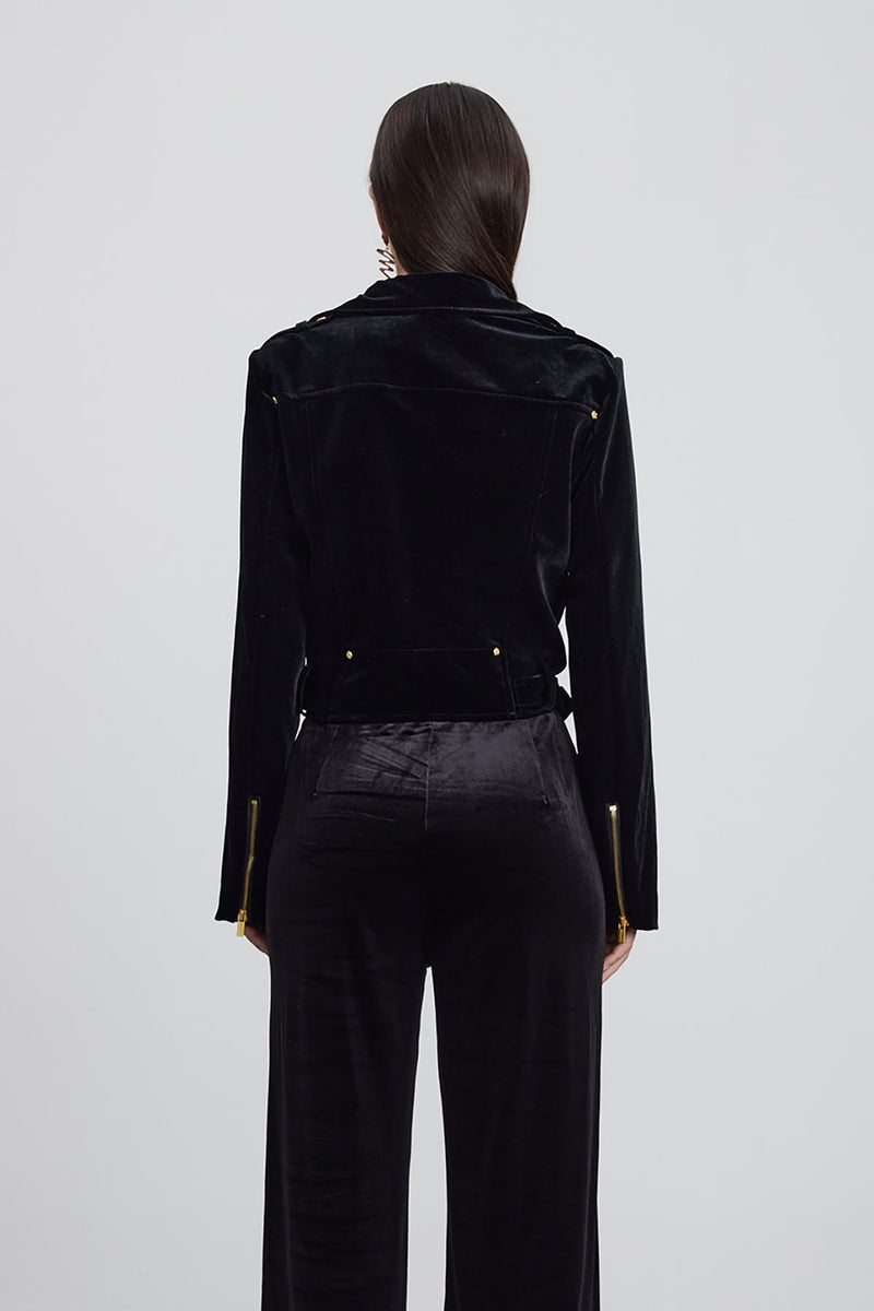 Beautifully Balanced Top with Timeless Character