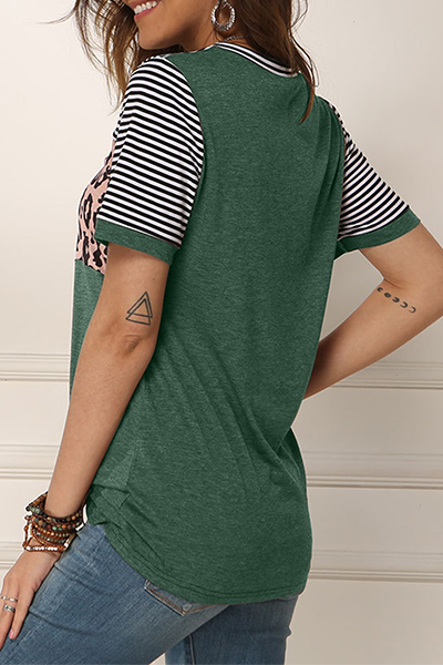 A Vintage Style T-Shirt with Delicate Timeless Details