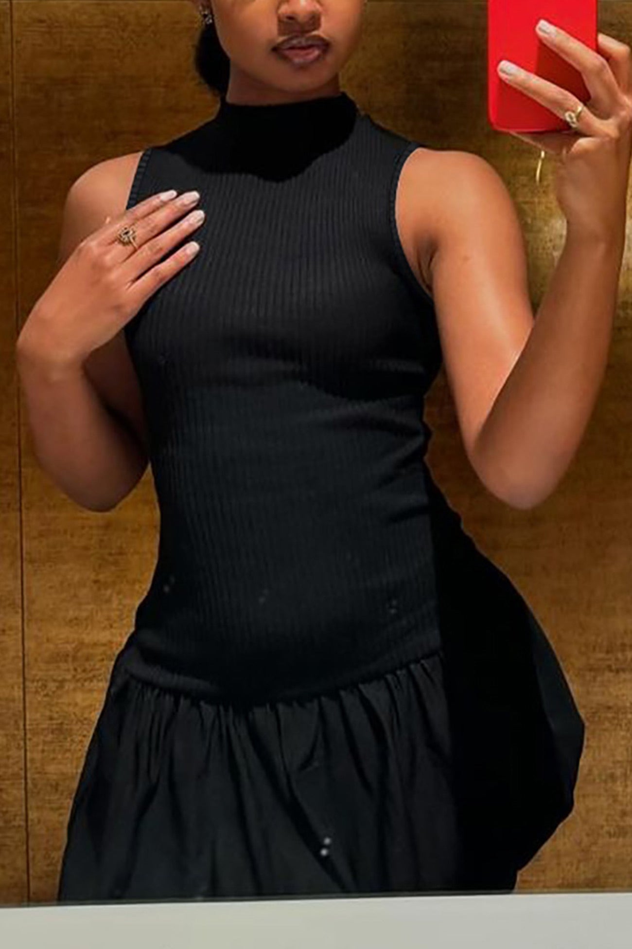 Gracefully Styled Dress for Any Occasion